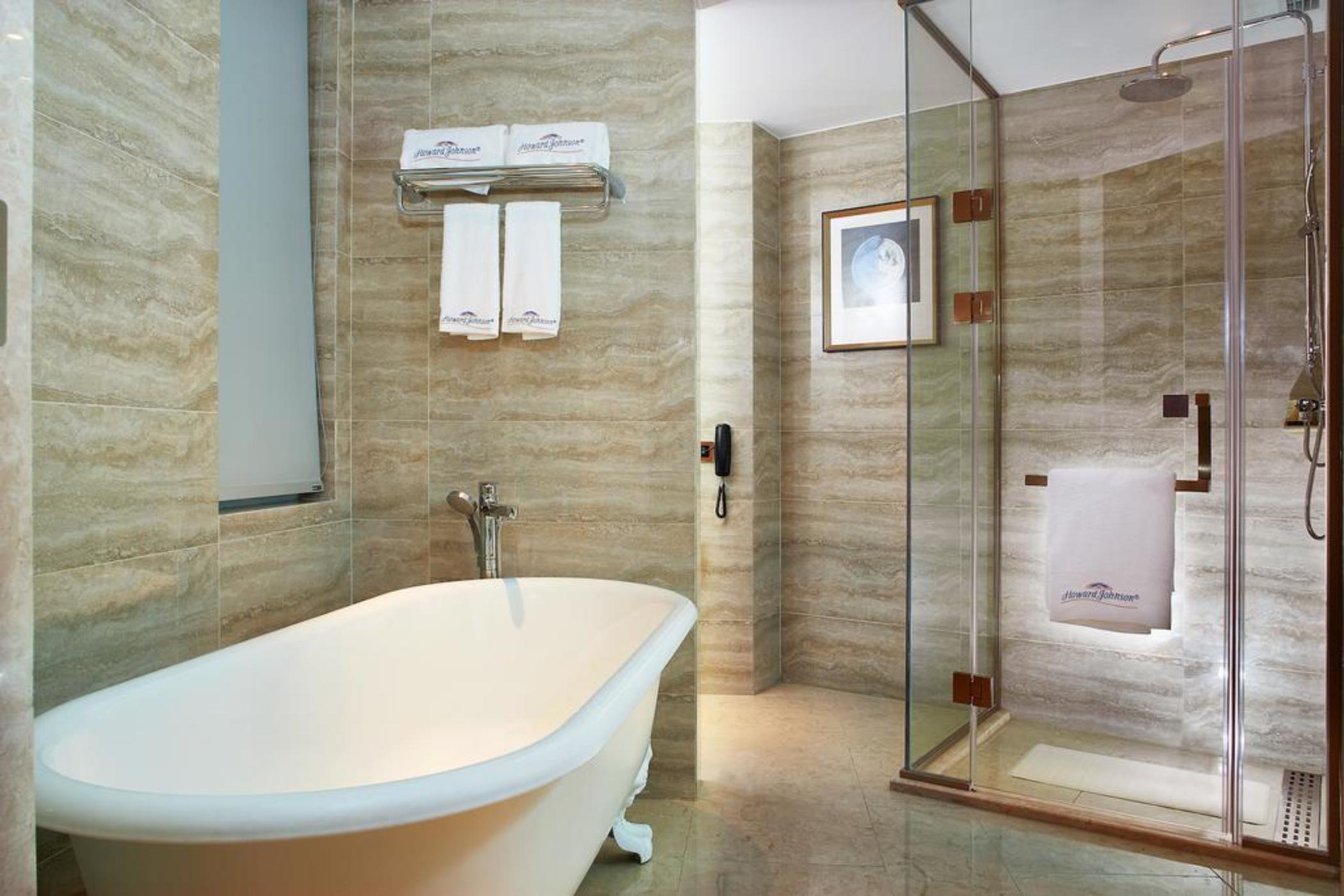 Howard Johnson by Wyndham Dream Sea Resort Weihai 12/12
