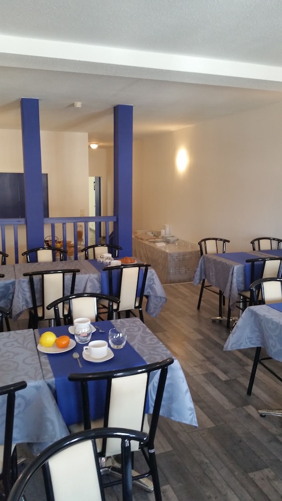 LOGIS HOTEL LES COMTES DE PARDIAC 26/34