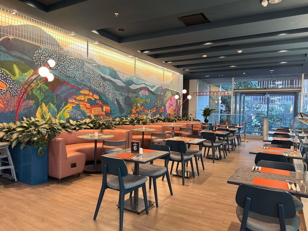 Ibis Medellin 56/67