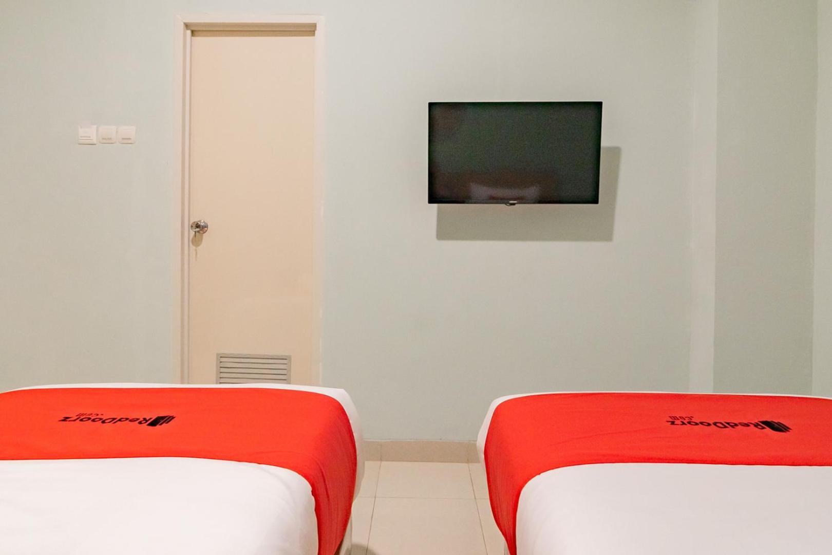 RedDoorz Plus Bagusrangin Street 19/31