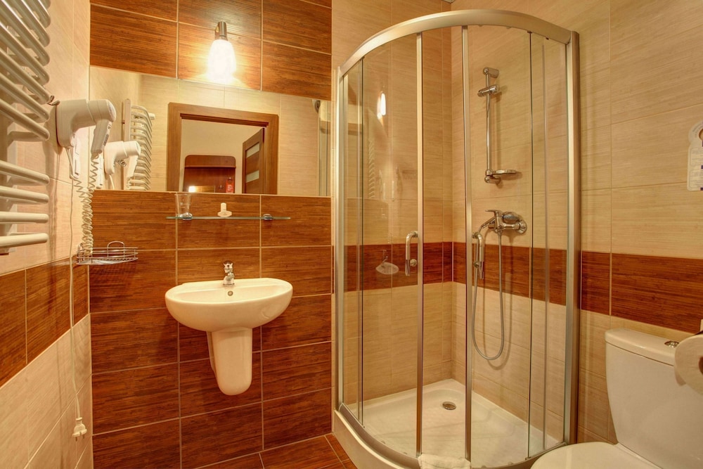 Lothus Hotel 35/45