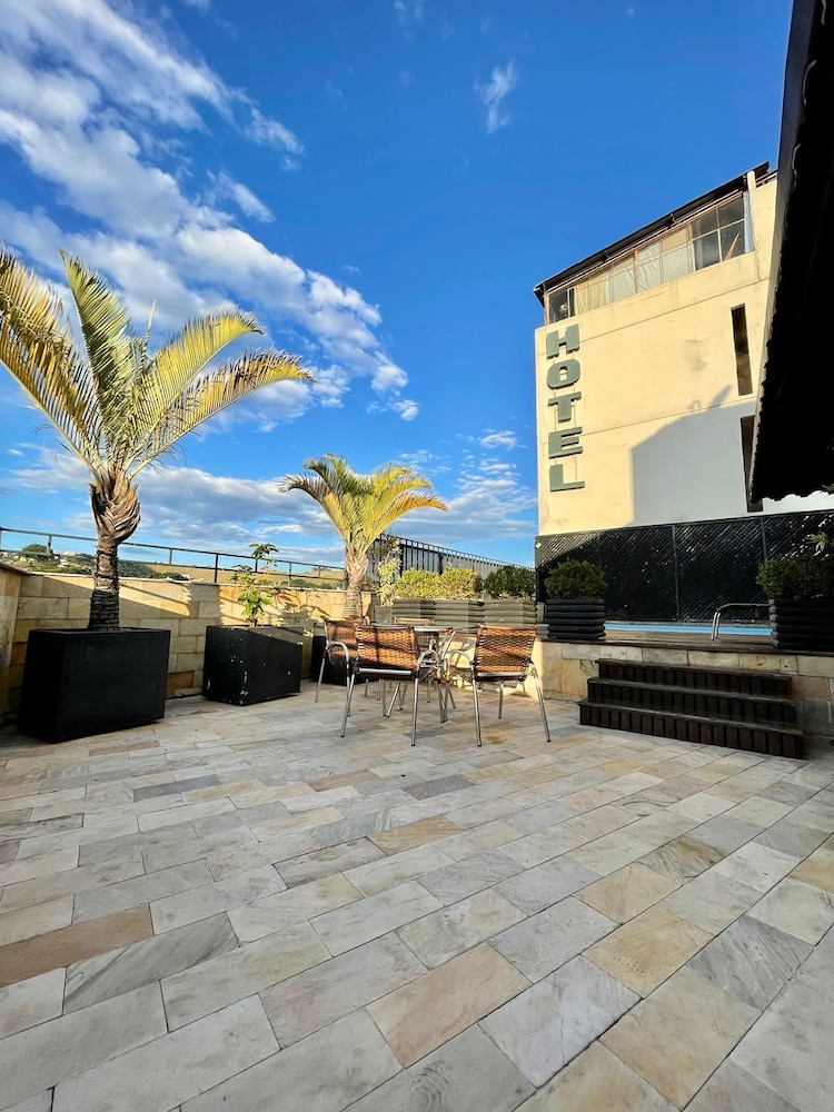 Cesar Park Hotel 56/59