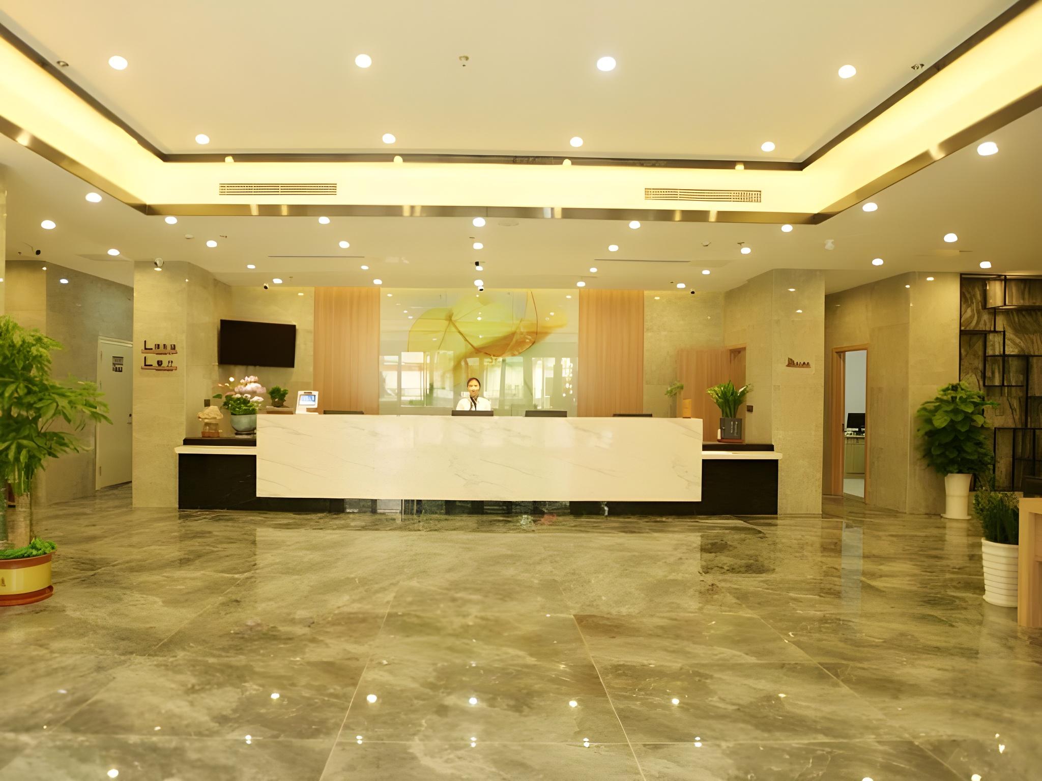 Lobby at Green Tree Inn Shandong Jinan City Shungeng Intl. Convention and Exhibition Center Express Hotel, JINAN
