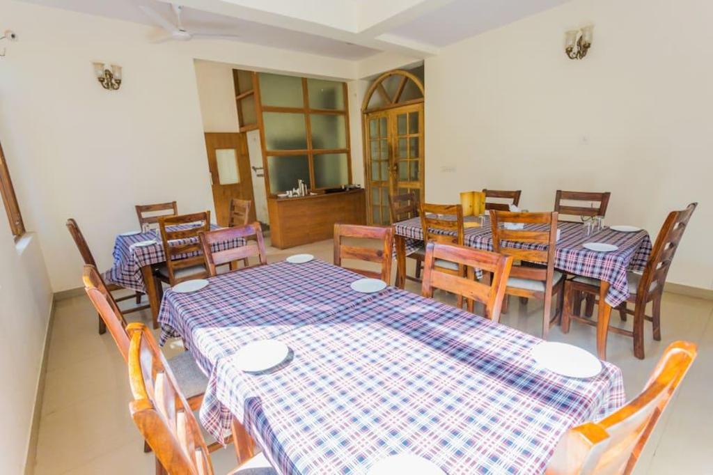 Oyo 6549 Hotel Gorbandh 39/47