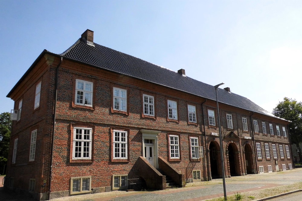Hotel Pelli Hof Rendsburg By Tulip Inn 1/33