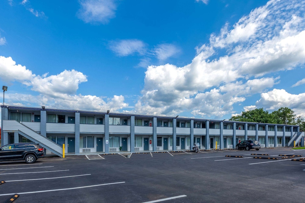 Travelodge by Wyndham Charles Town / Harpers Ferry 24/28