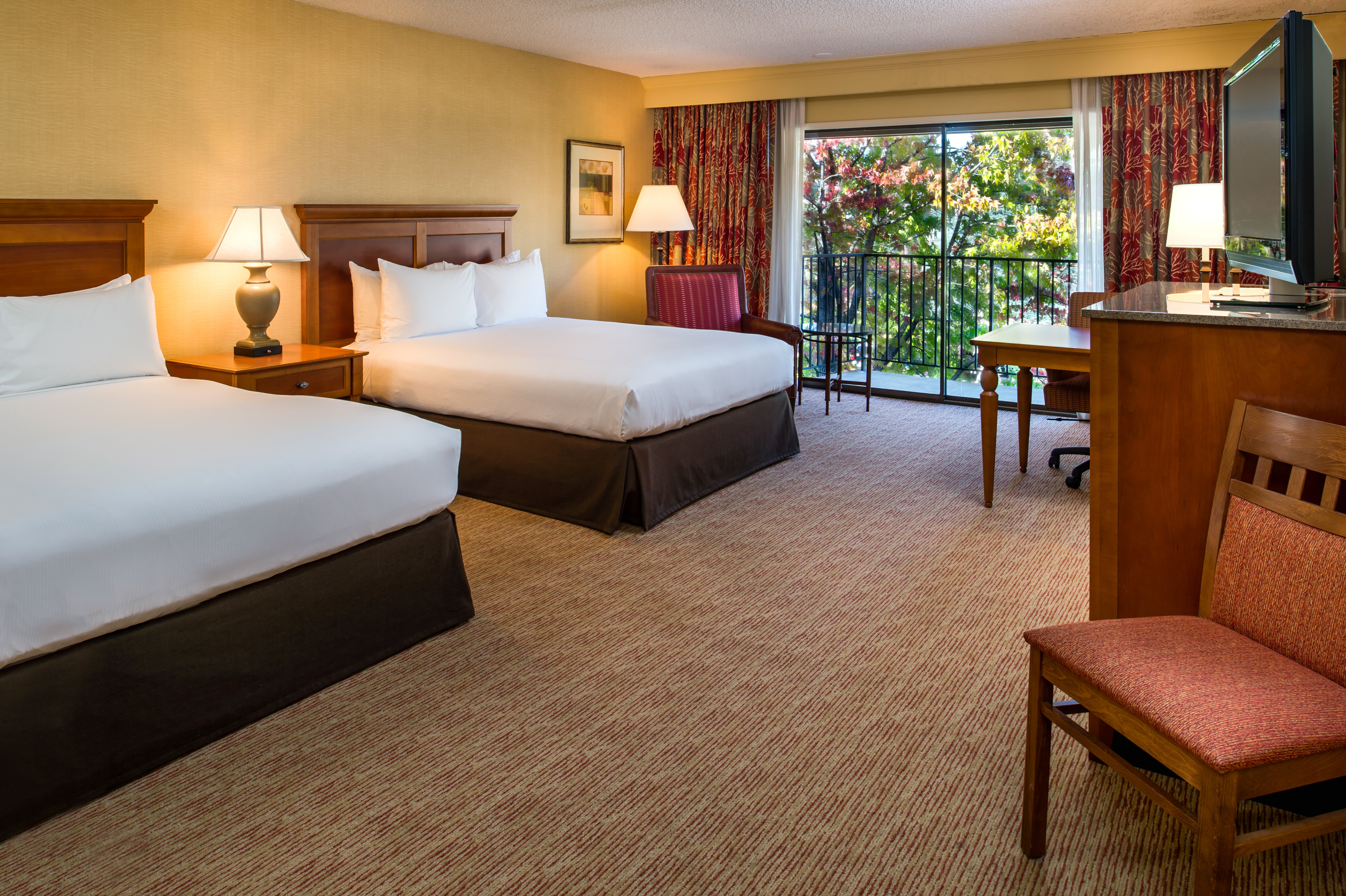 ROOM, 2 QUEEN BEDS, BALCONY
