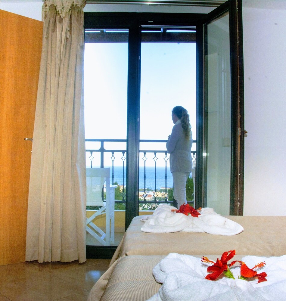 Hotel Ippolity Village 37/71