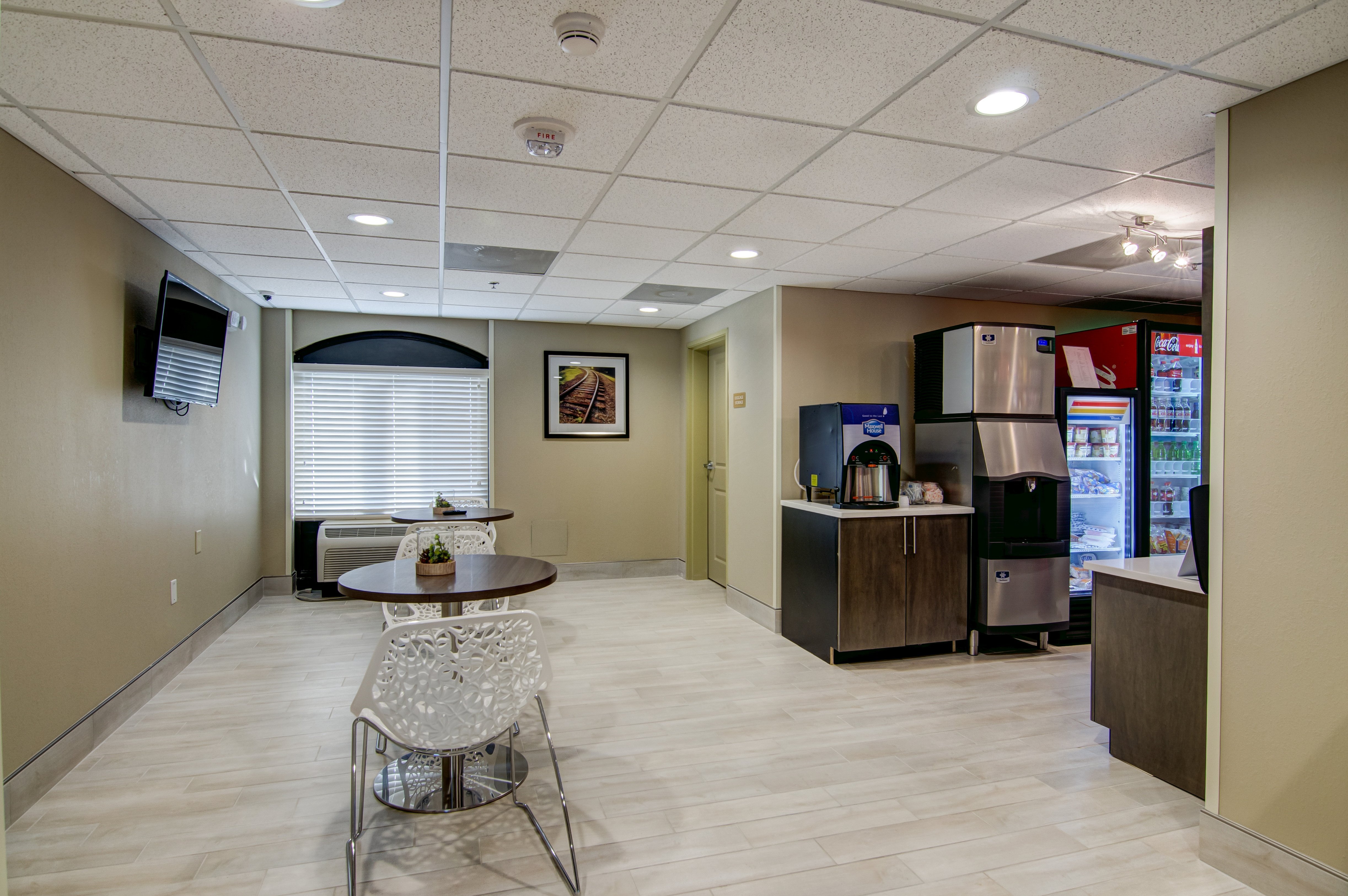 CANDLEWOOD SUITES RICHMOND - WEST BROAD 6/26