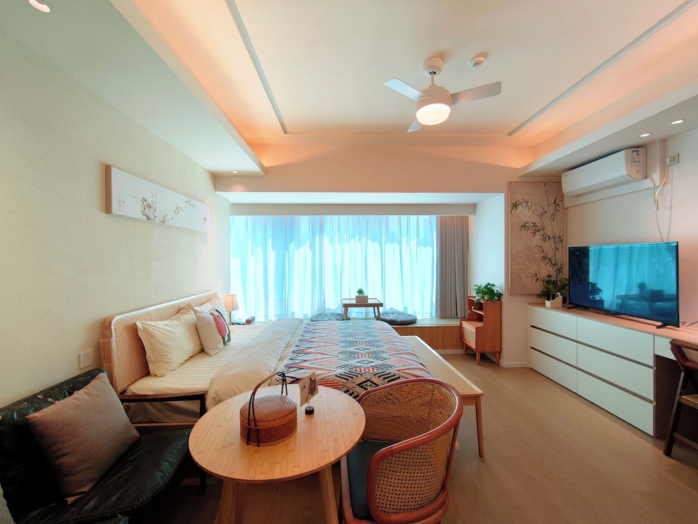 World Union Service Apartment Cosmo 49/72