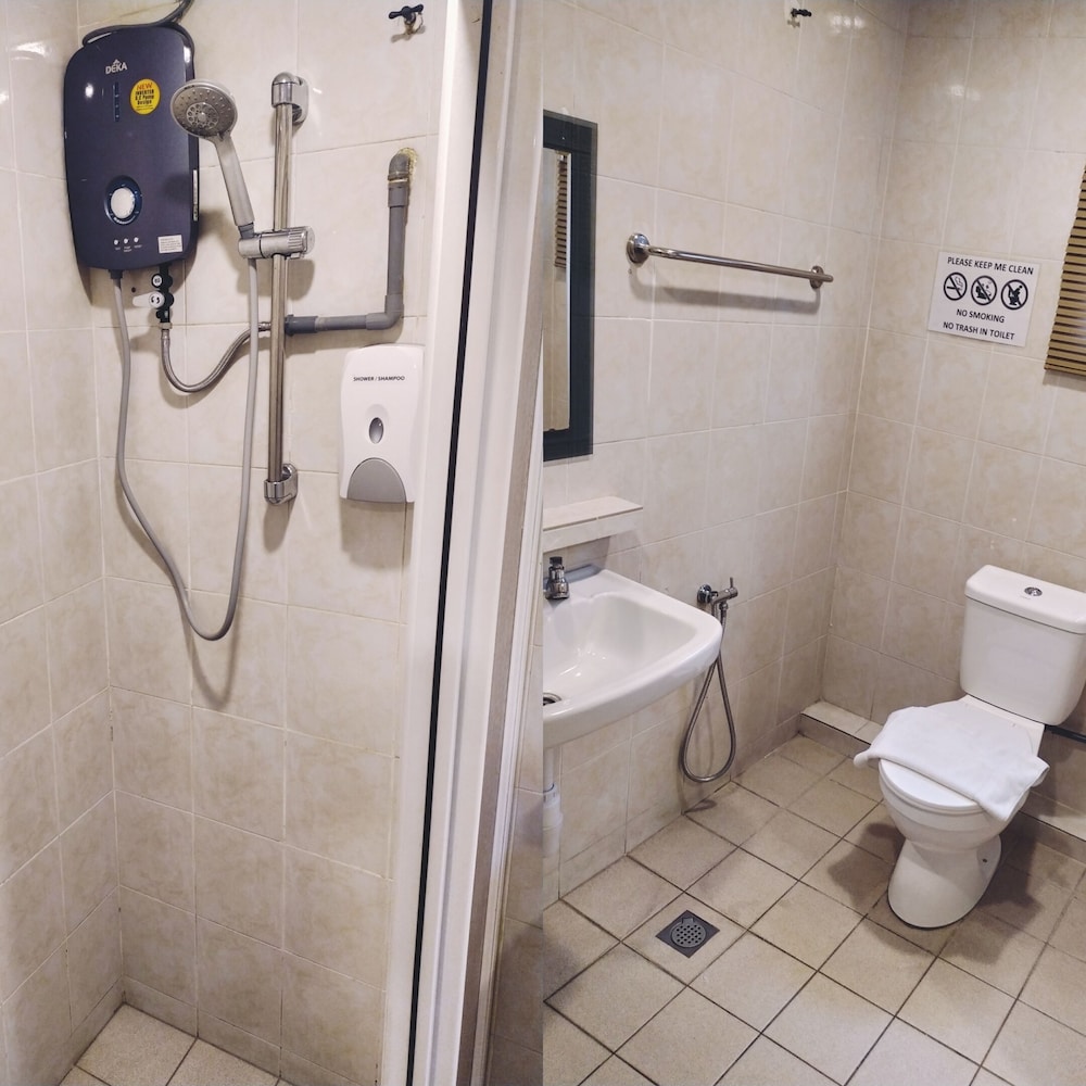 Dragon Inn Premium Hotel 25/30