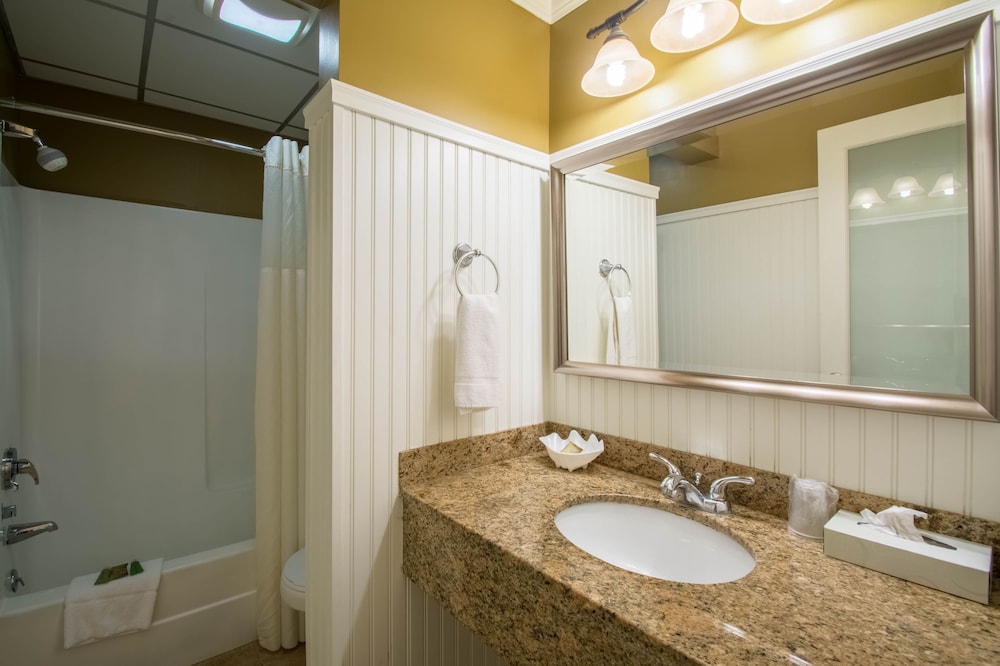 Anchorage Inn & Suites - Portsmouth 52/57