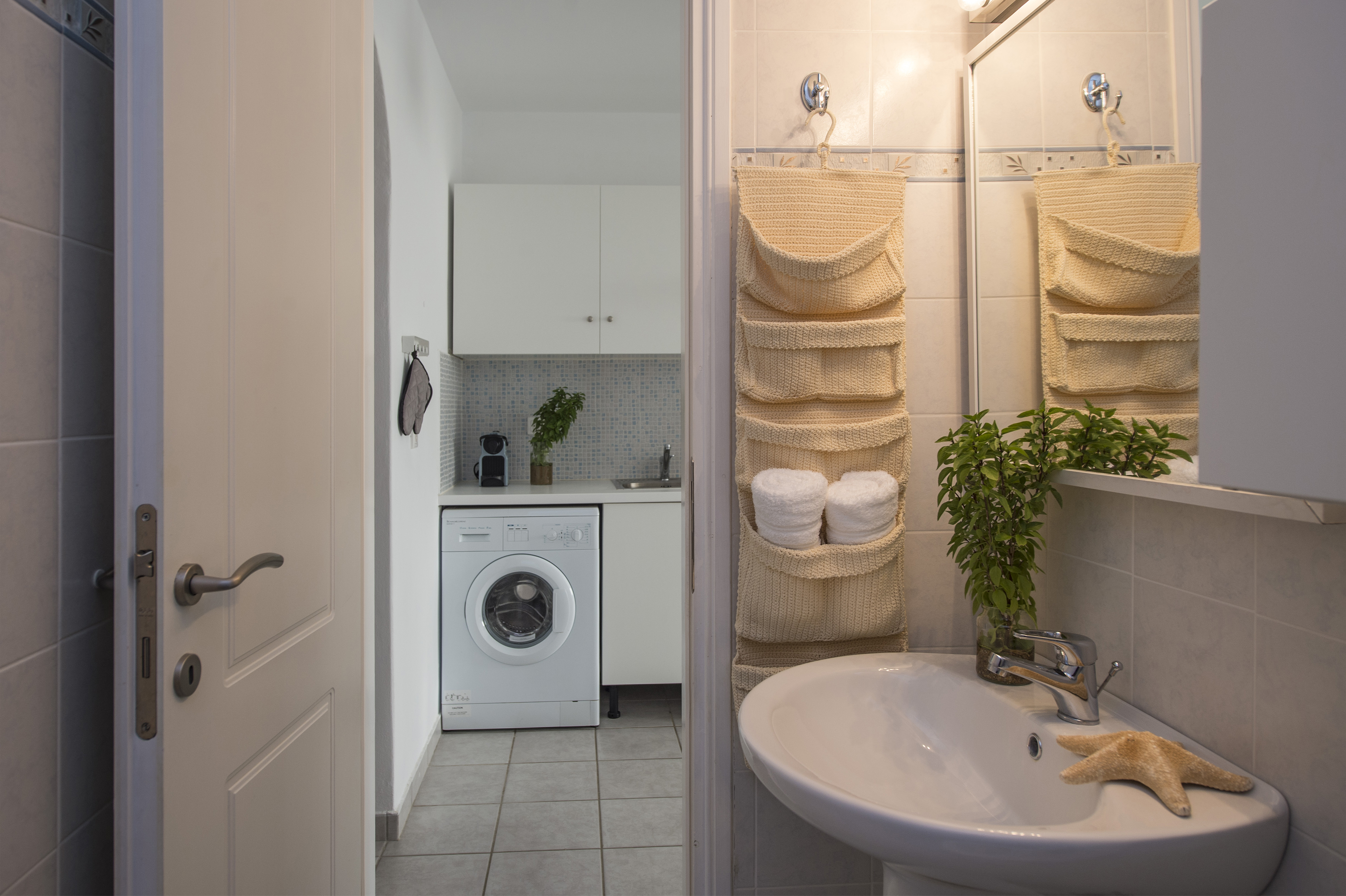 2 Bedrooms, Apollo, Mountain View