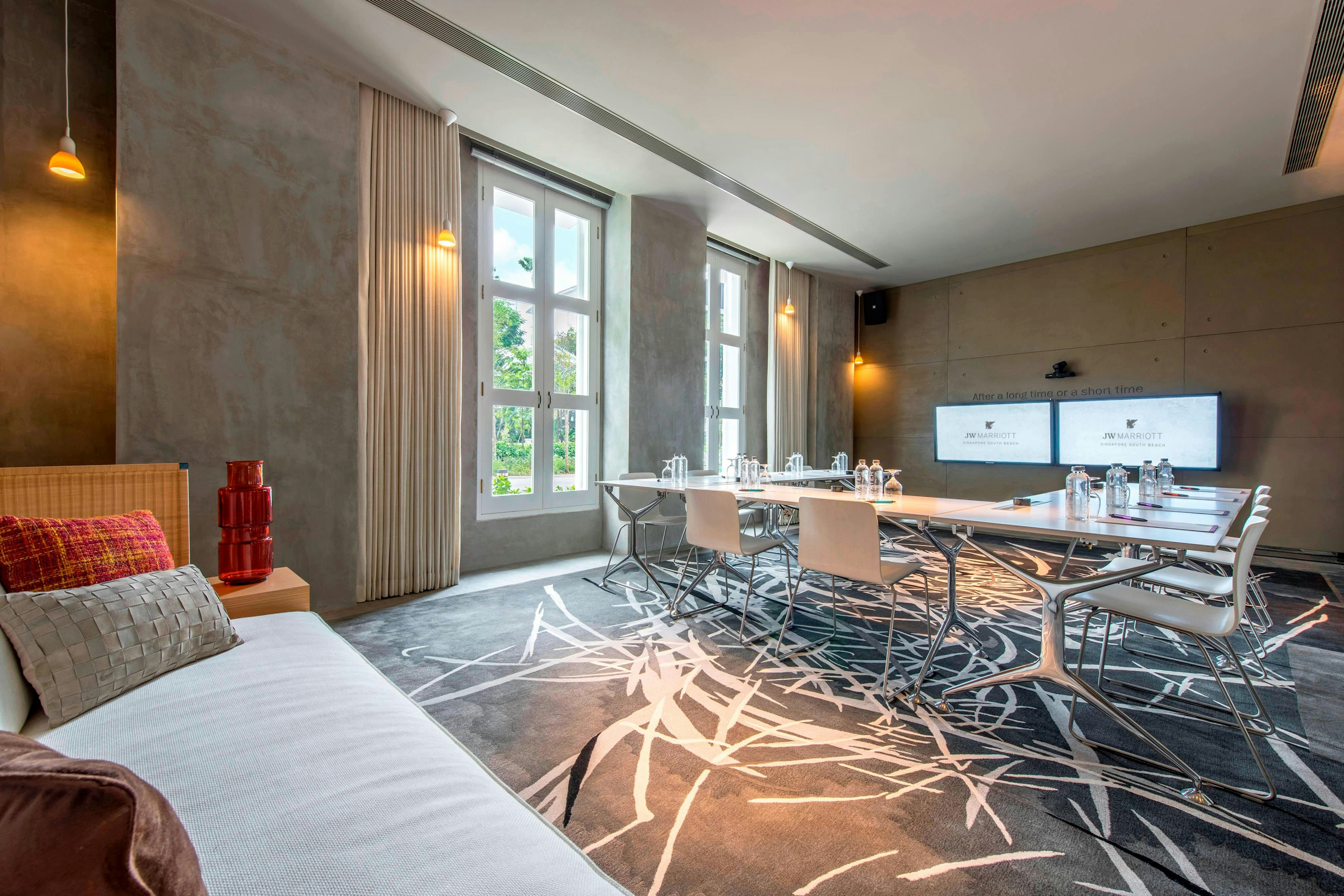 JW MARRIOTT HOTEL SINGAPORE SOUTH BEACH 67/73