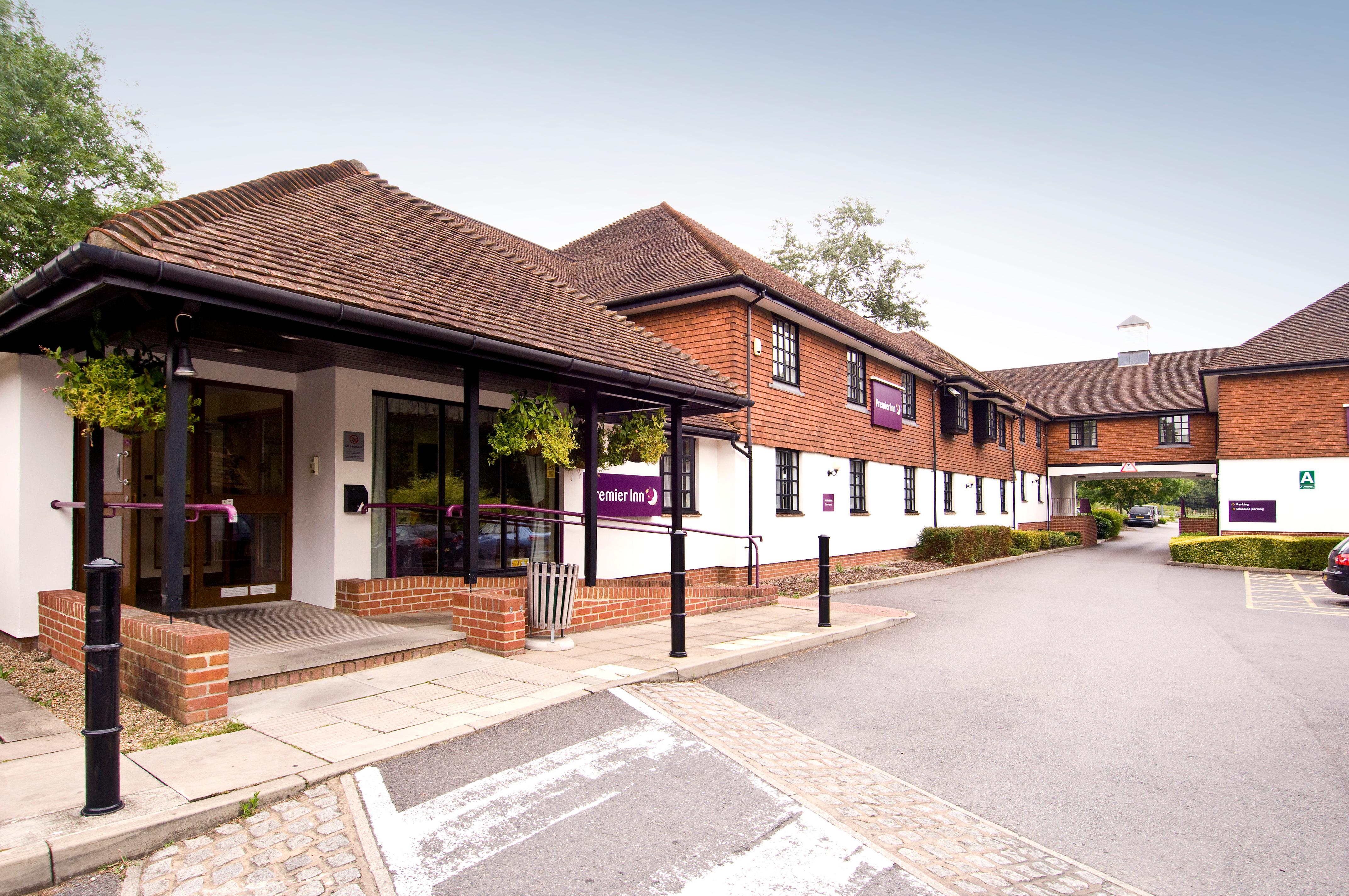 Premier Inn Redhill Reigate 6/25
