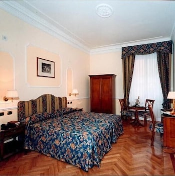 Hotel Cellini 12/61
