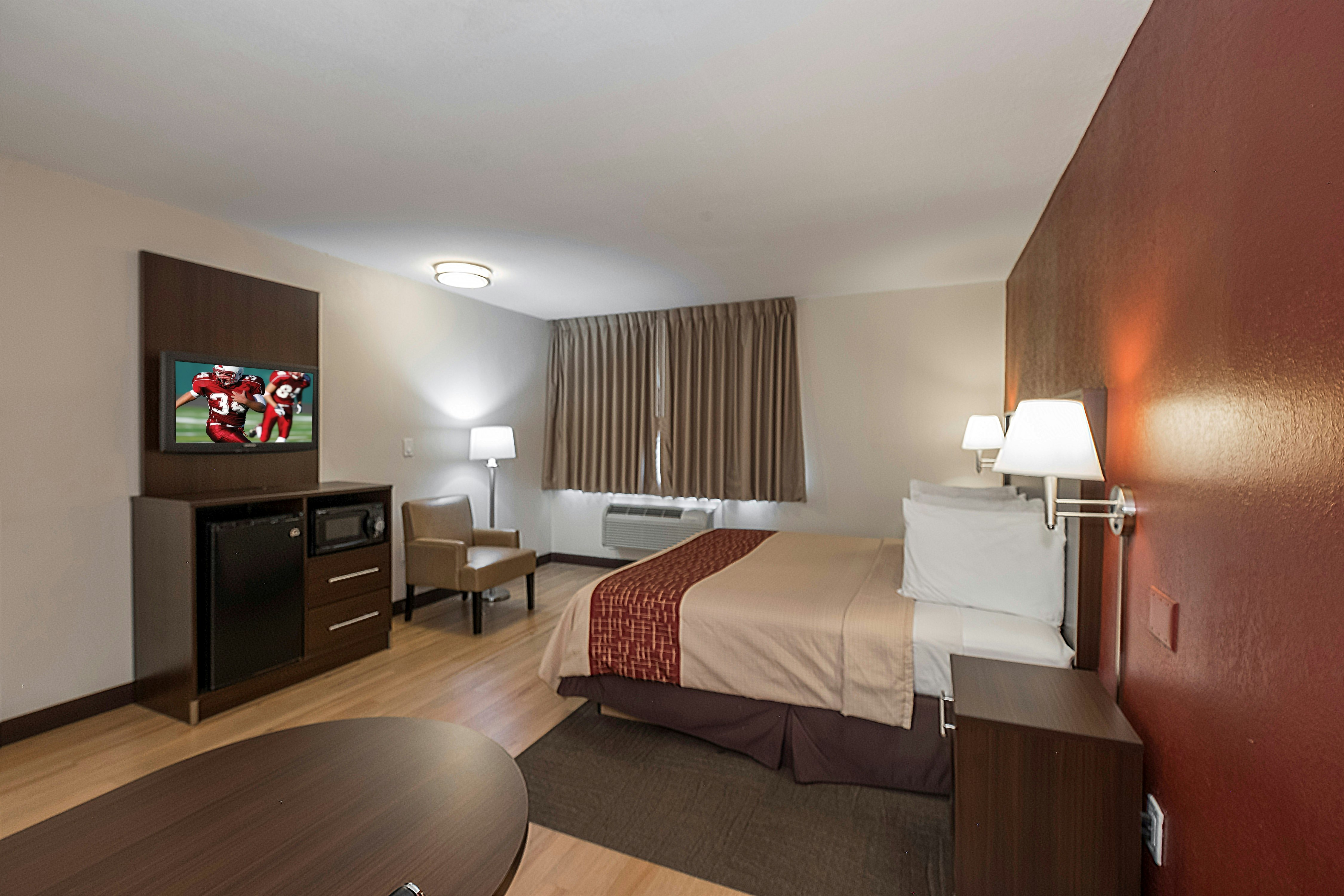 Red Roof Inn Plus Poughkeepsie 10/26