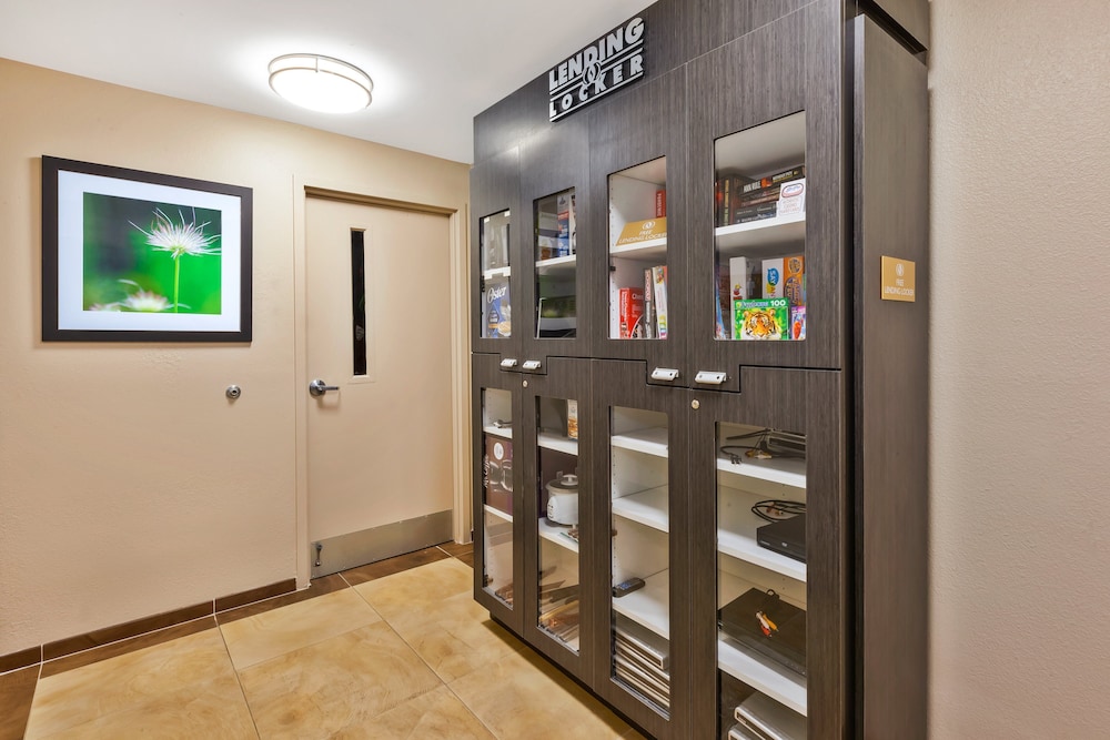 Candlewood Suites Huntersville Lake Norman Area 35/69