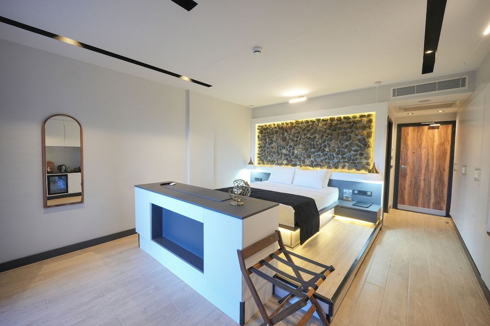 Ramitos Boutique Hotel 5/65