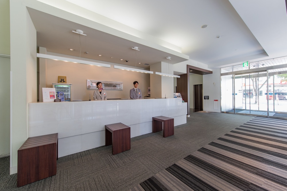 Quintessa Hotel Kokura Comic & Books 14/50