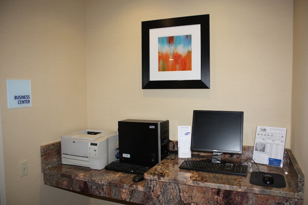 Holiday Inn Express Ludlow 43/50