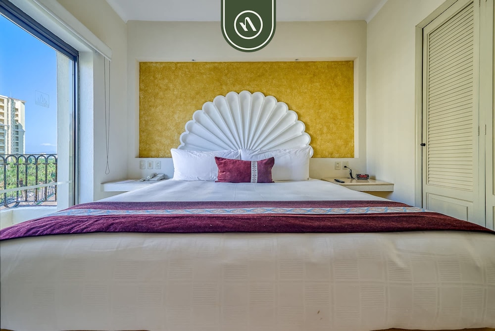 Velas Vallarta Suites Resort All Inclusive 49/99