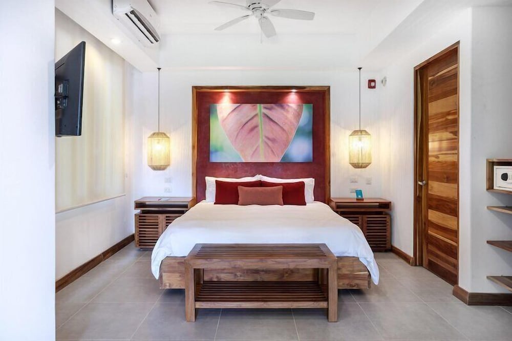 Ocean Breeze, Suite, 2 King Beds