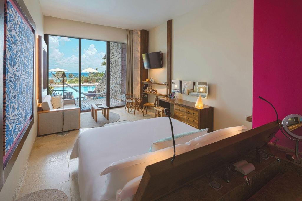 Swim Up, King Bed, Ocean Front، Hotel Xcaret Mexico 7/9