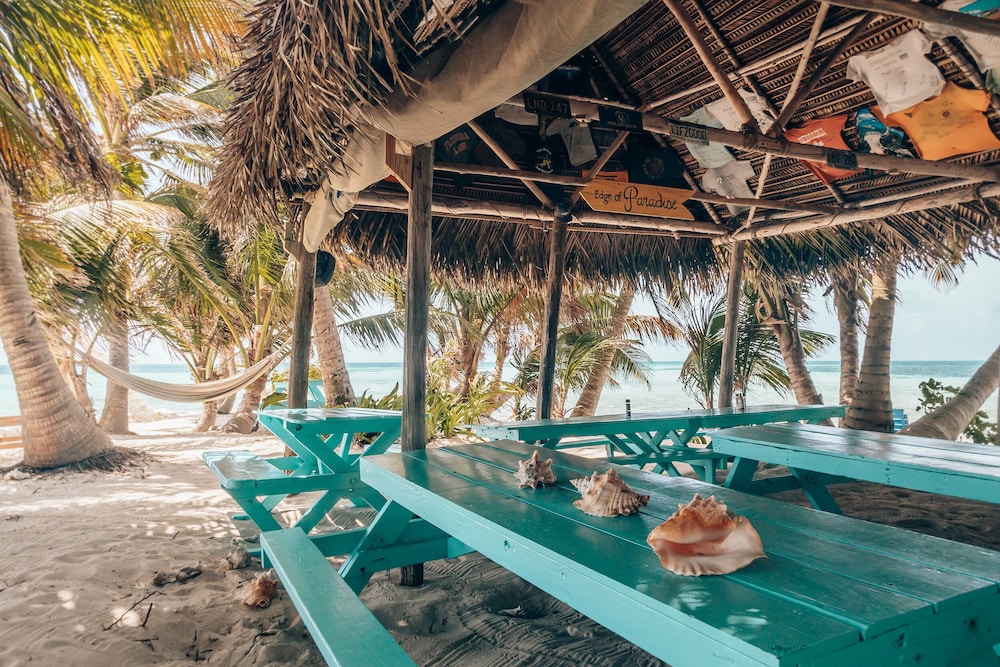 Ranguana Caye Cabanas 18/50