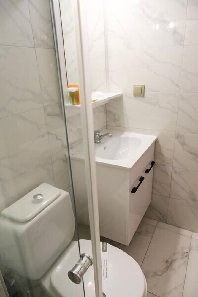 Uras Beach Hotel 49/50