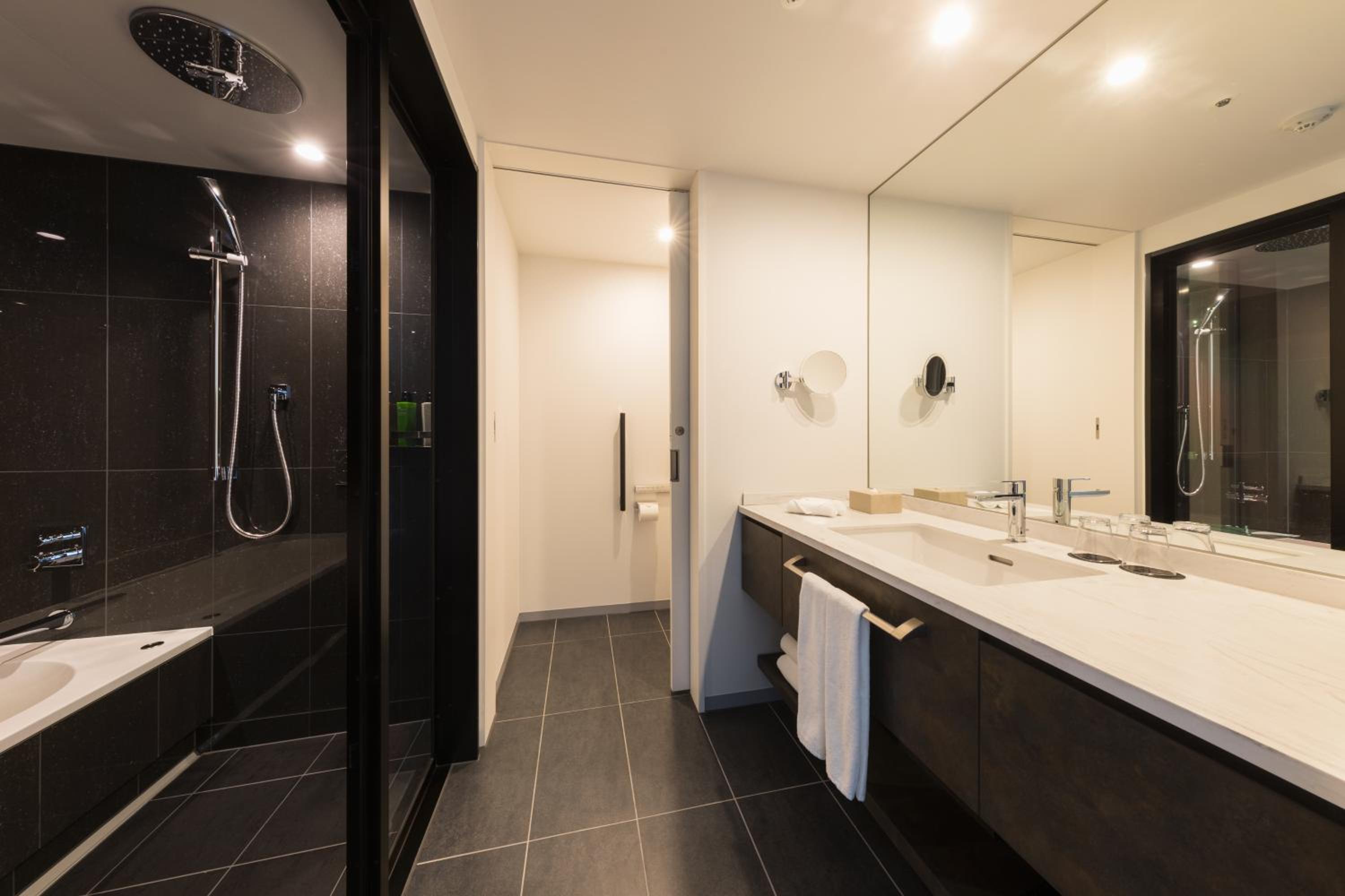 Urban, Queen Bed, Corner، Hotel Metropolitan Kawasaki 7/8