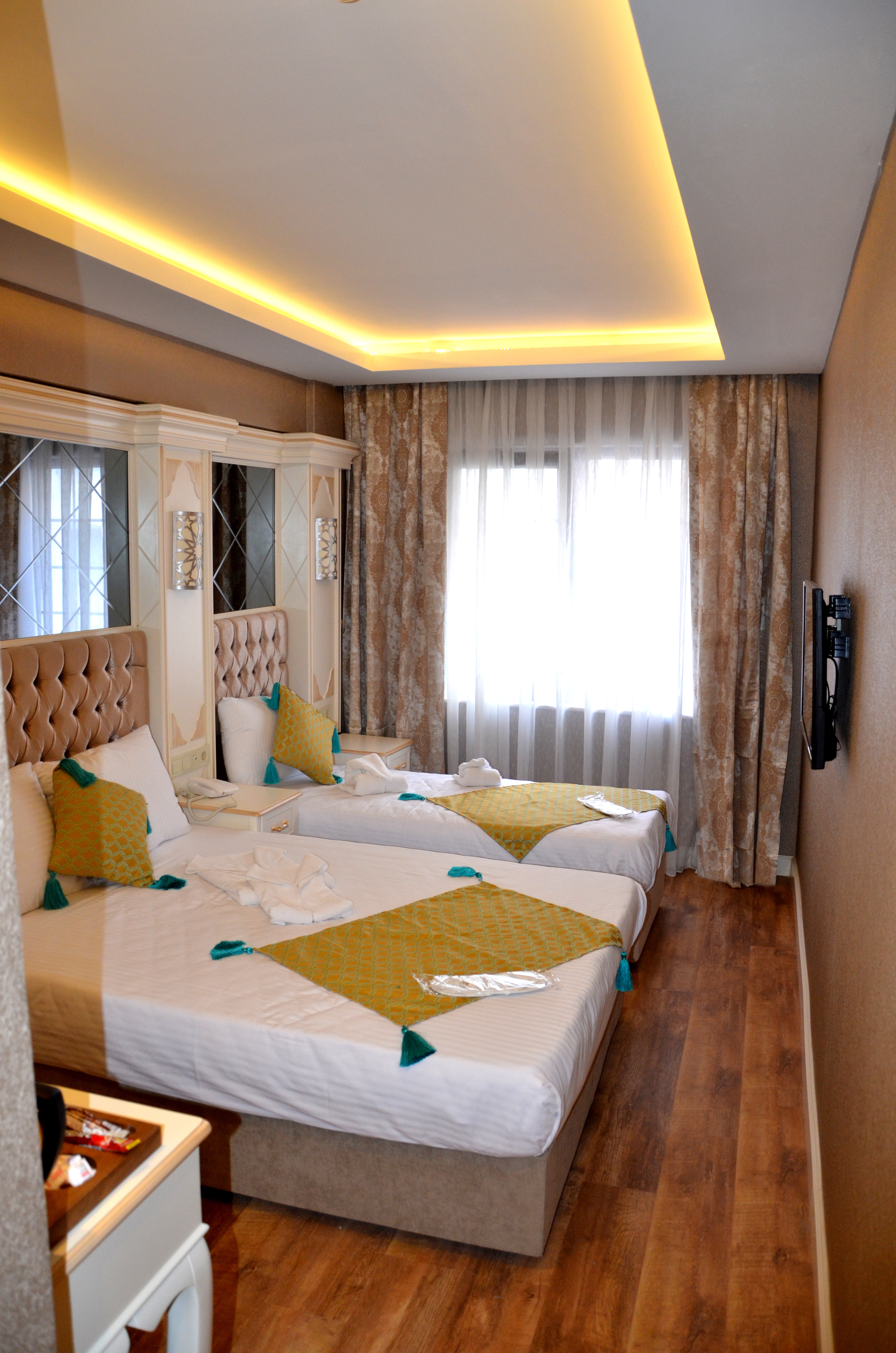 STANDARD ROOM TRIPLE