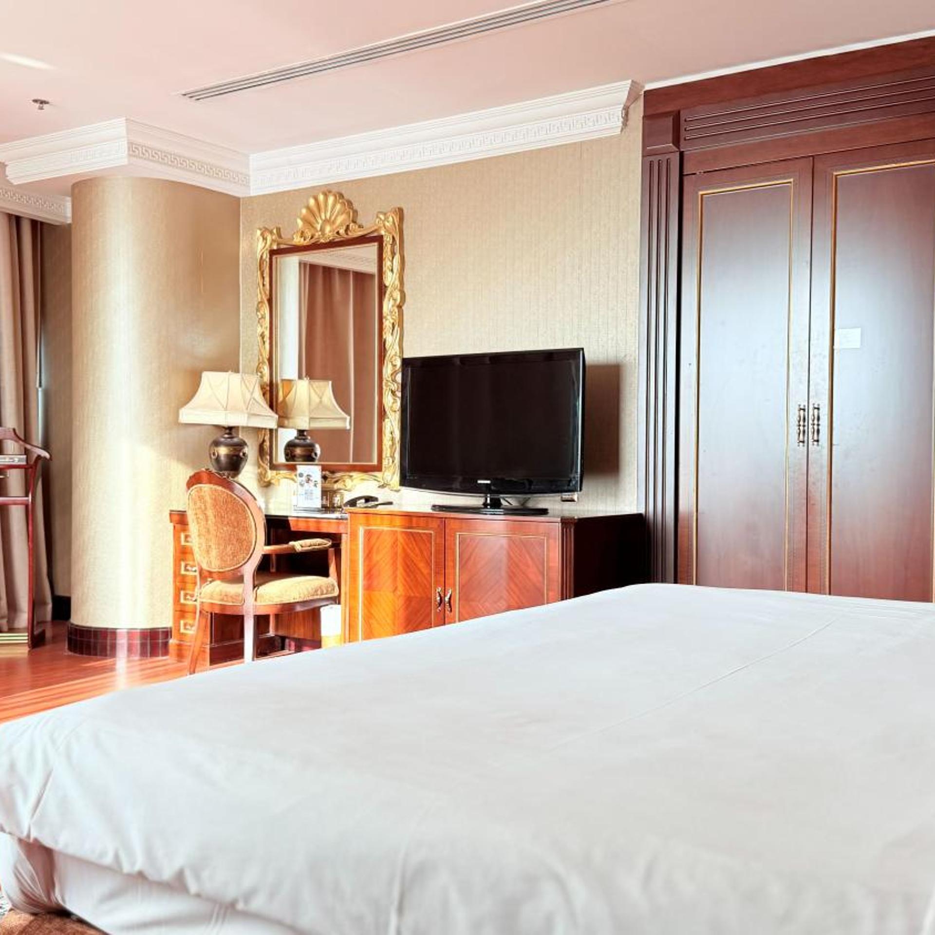 Ambassador Suite
