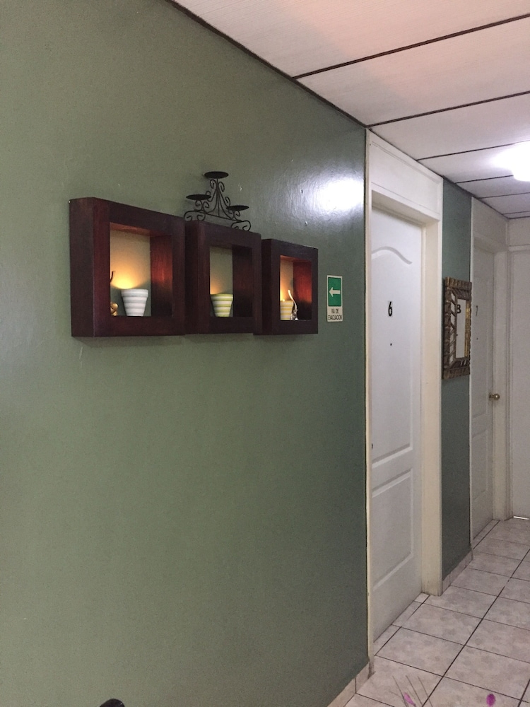 Hotel Tazumal House 7/82