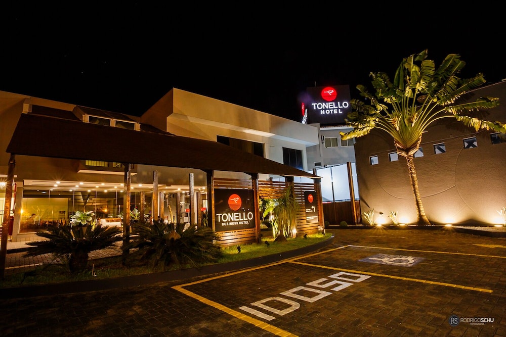 TONELLO BUSINESS HOTEL 38/47