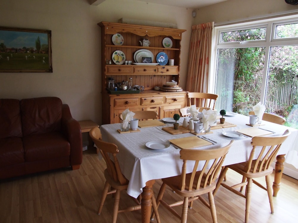 Gayton B&amp;B 12/20