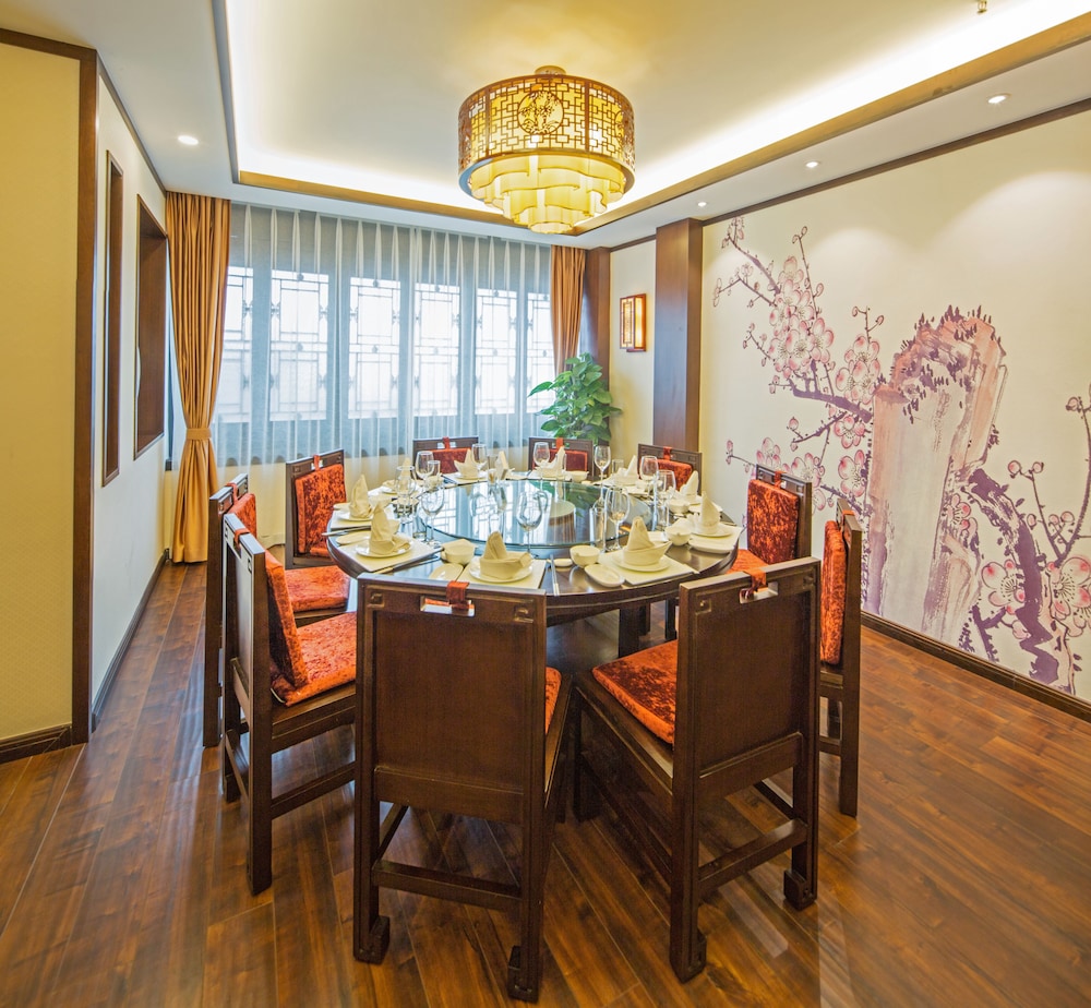 Chengdu Buddhazen Hotel 40/50