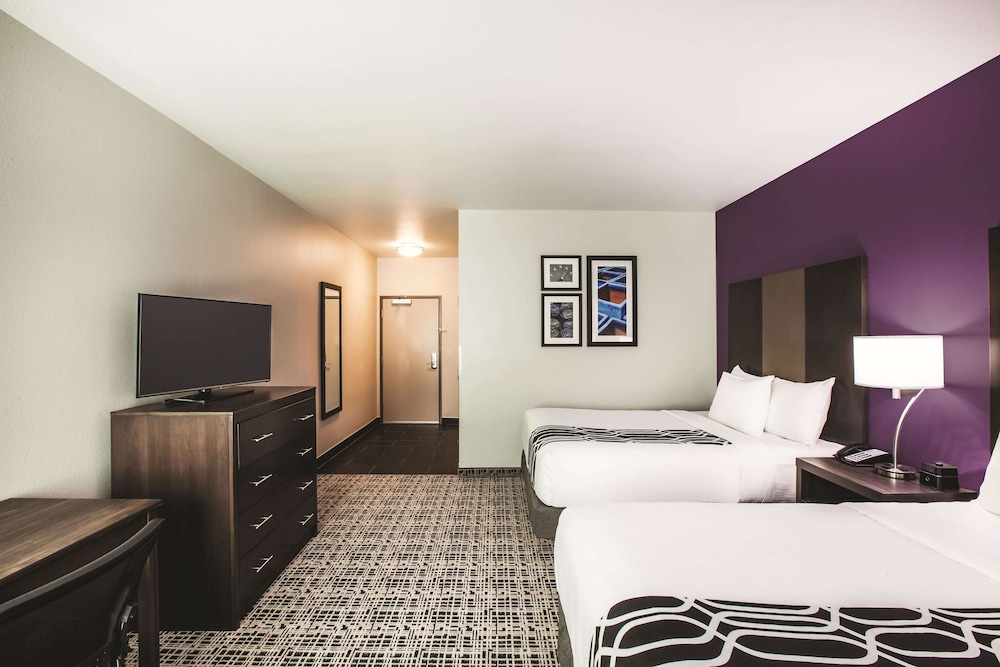 La Quinta Inn & Suites by Wyndham Lubbock South 13/48
