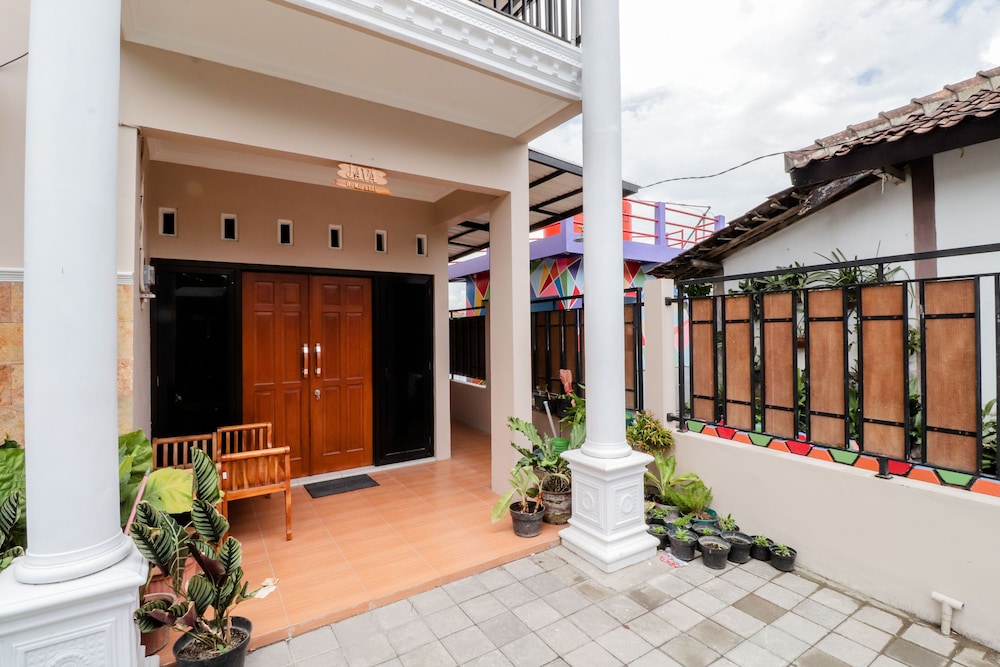 Java Homestay 1/19