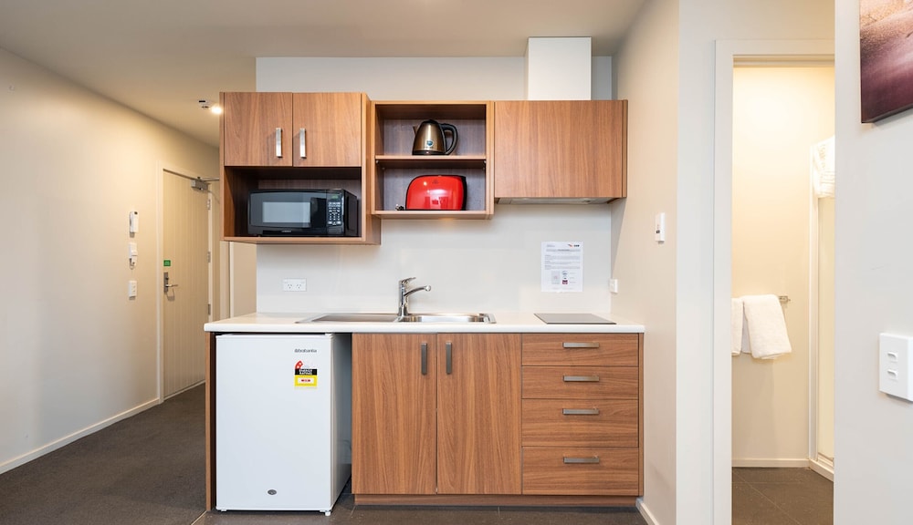 311 Motel Riccarton 9/71