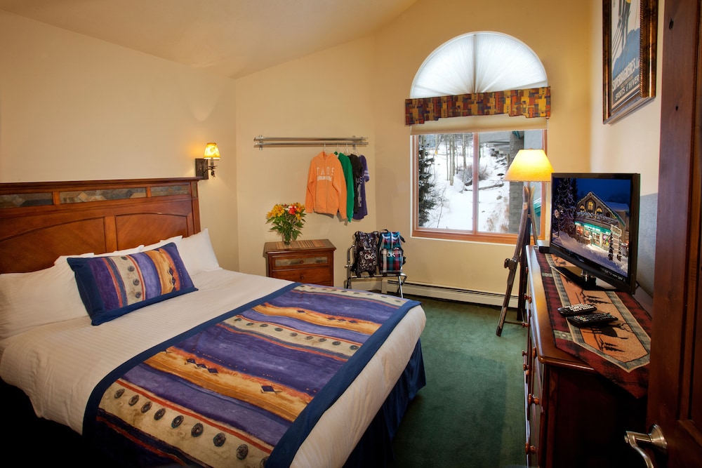 Alpine Village Suites 34/50