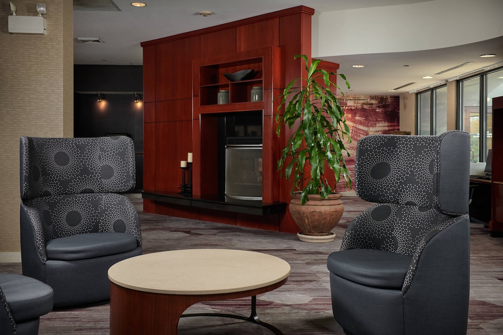 Courtyard by Marriott Bristol 23/33