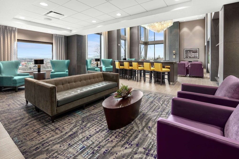 Hampton Inn & Suites Spokane Downtown-South 34/56