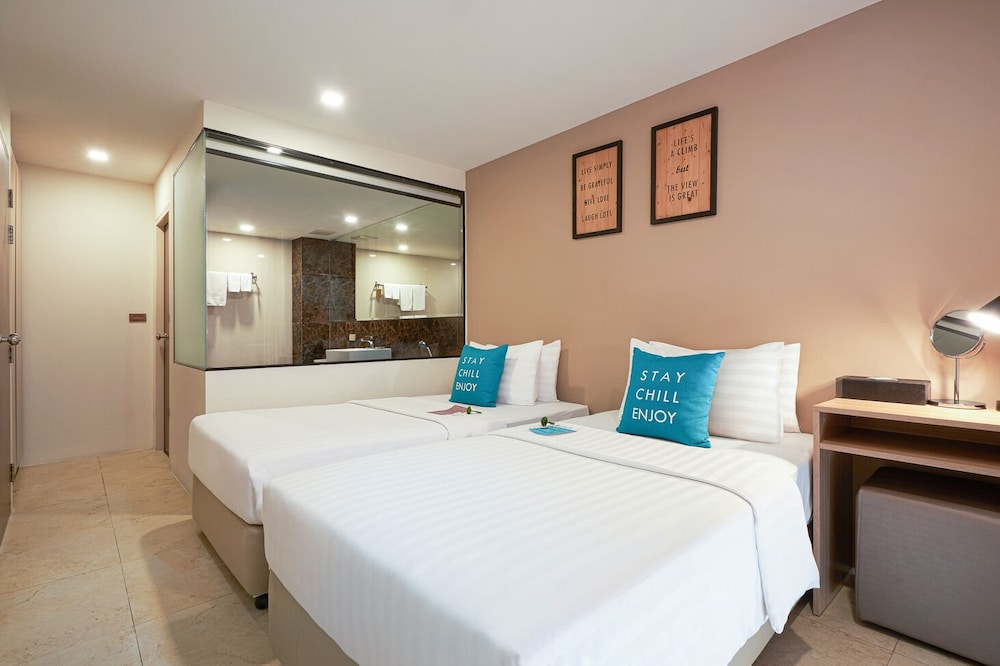 One Bedroom Suite with Bath Tub Double Bed، Cross Vibe Chiang Mai Decem 5/10
