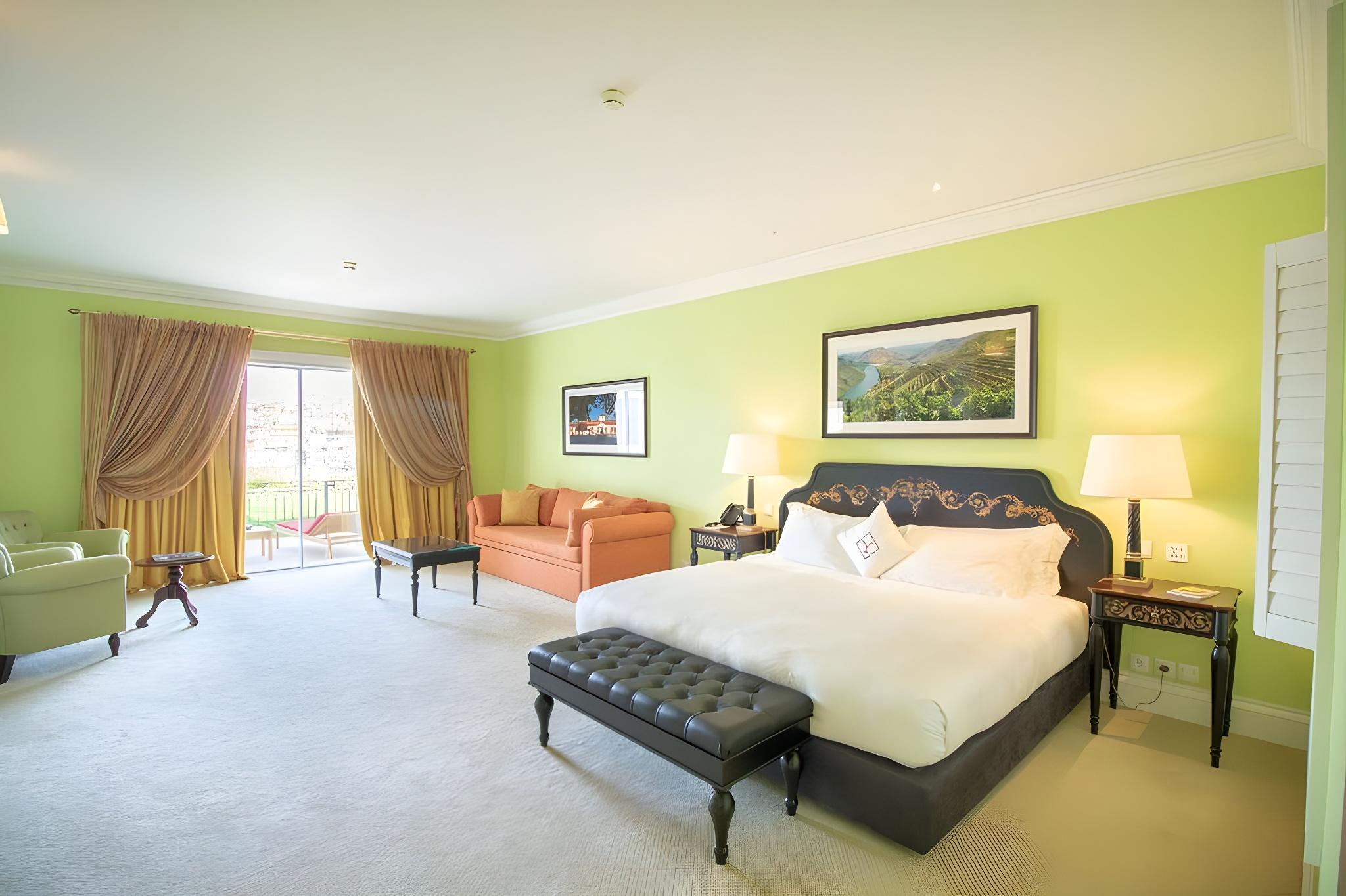 Suite, Garden or City View, East Wing, Low Floor