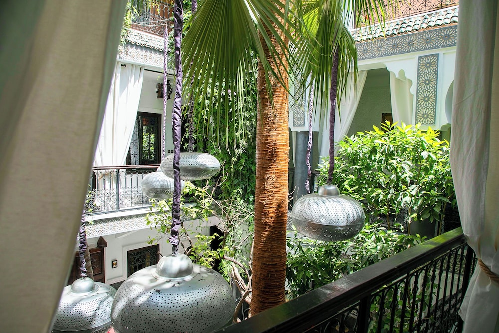 Riad O'zeen 50/50