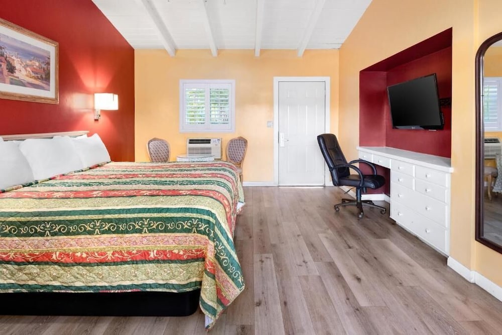 Fallbrook Country Inn 27/65