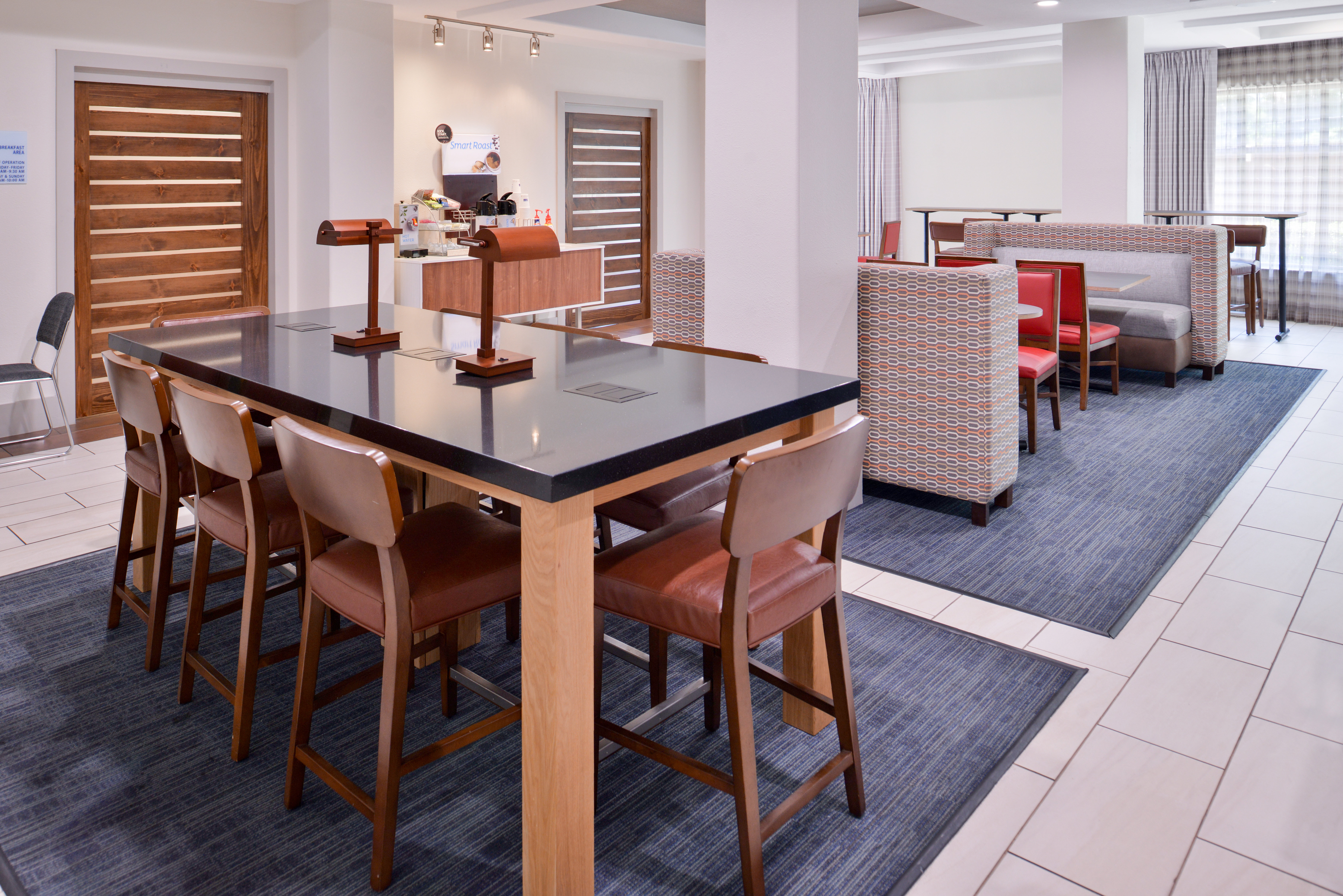 Holiday Inn Express Hotel Suites San Antonio Nw Medical Area 18/26