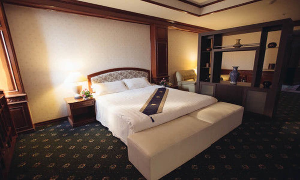 Angkham Hotel 13/46