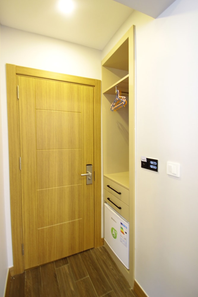 Hira Hotel 39/57